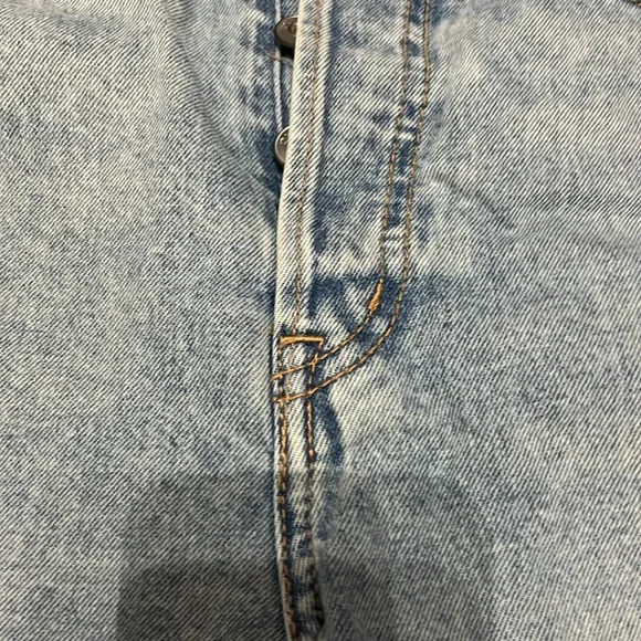 jeans - Picture 2 of 4